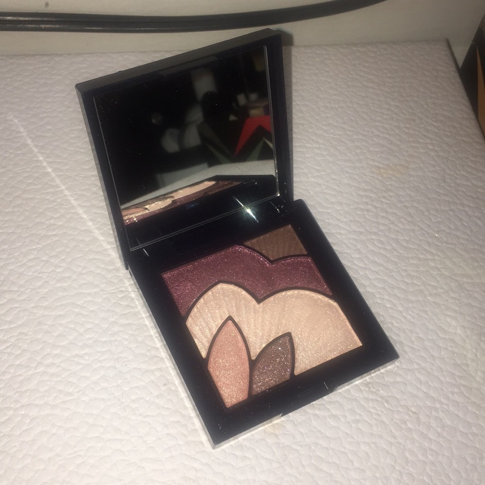 ESTEE LAUDER CAPRI LIMITED EYE SHADOW PALETTE